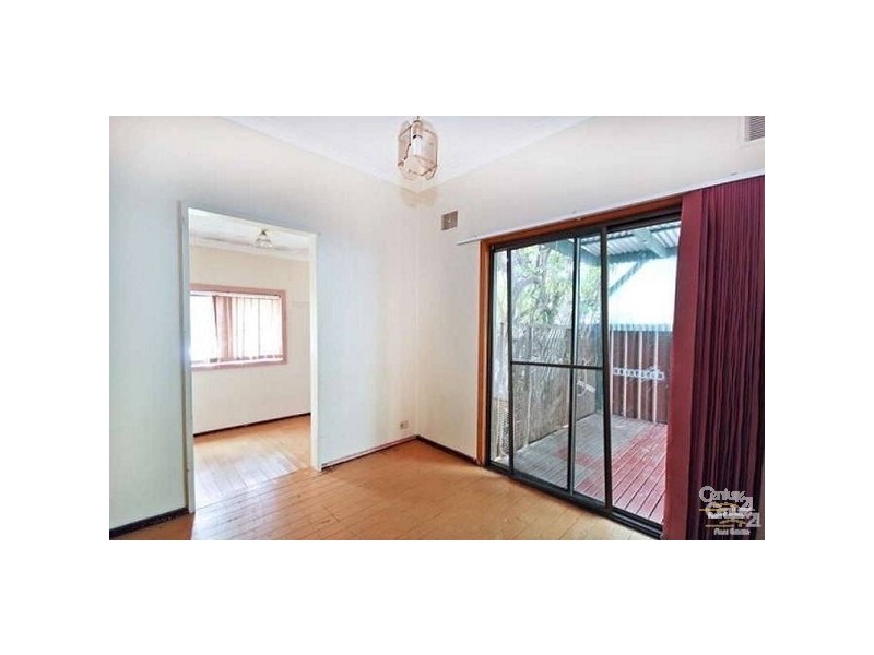 Fairfield West NSW 2165