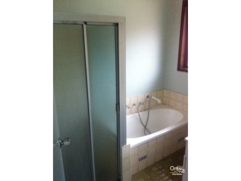 Greenfield Park NSW 2176