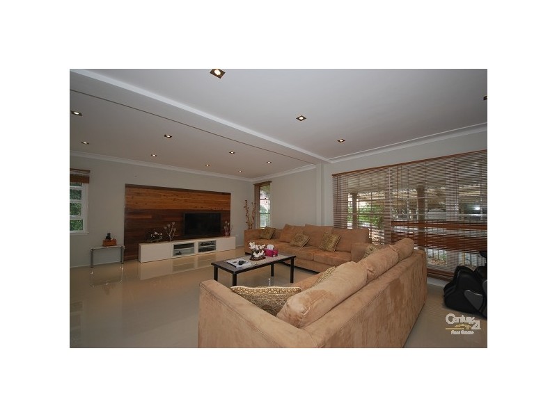 316 Smithfield Road, Fairfield West NSW 2165