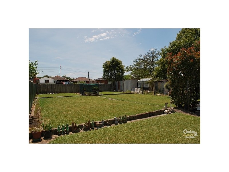 254 Smithfield Road, Fairfield West NSW 2165