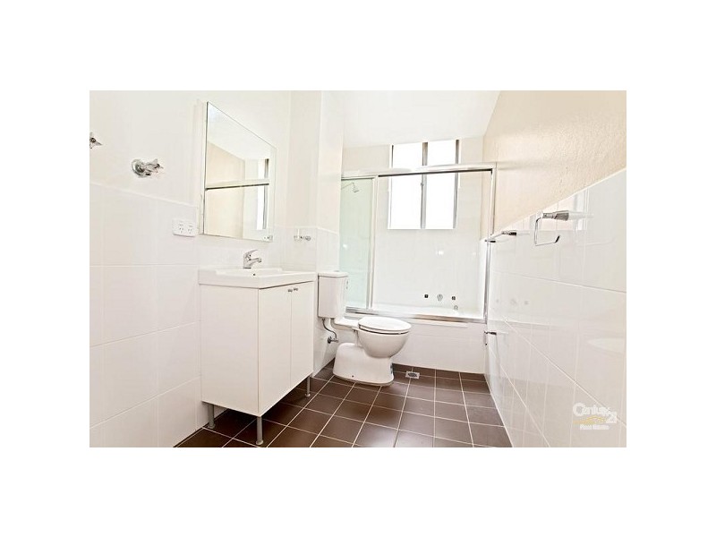 3/49 Hamilton Road, Fairfield NSW 2165