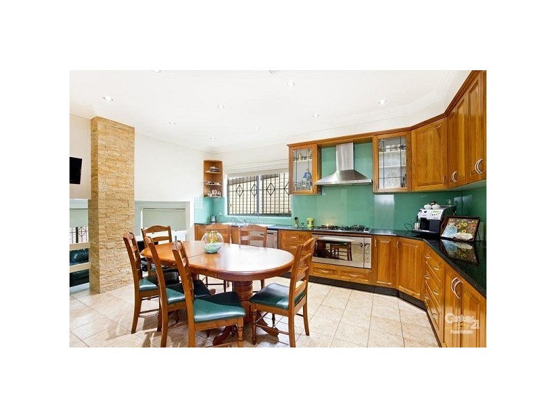 37 Morven Street, Old Guildford NSW 2161