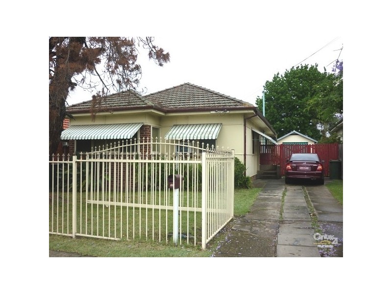 157 The Horsley Drive, Fairfield East NSW 2165