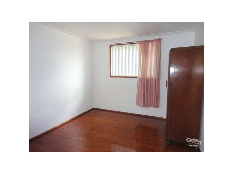 Fairfield West NSW 2165