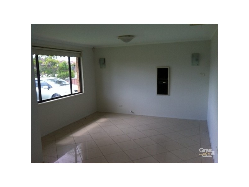 Edensor Park NSW 2176