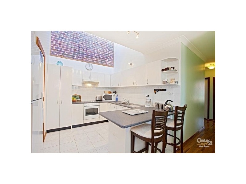 9A Whistler Street, Green Valley NSW 2168