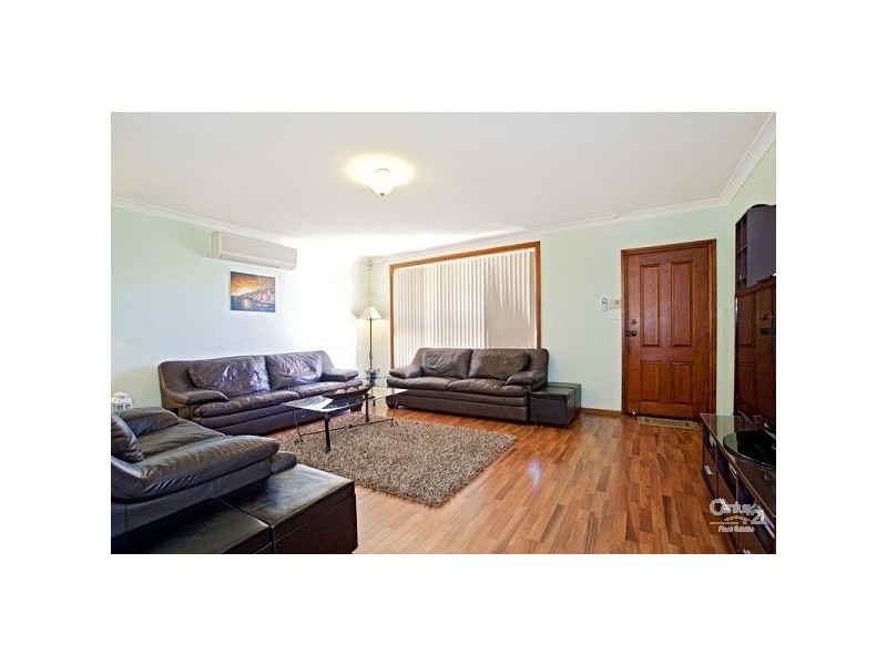 9A Whistler Street, Green Valley NSW 2168