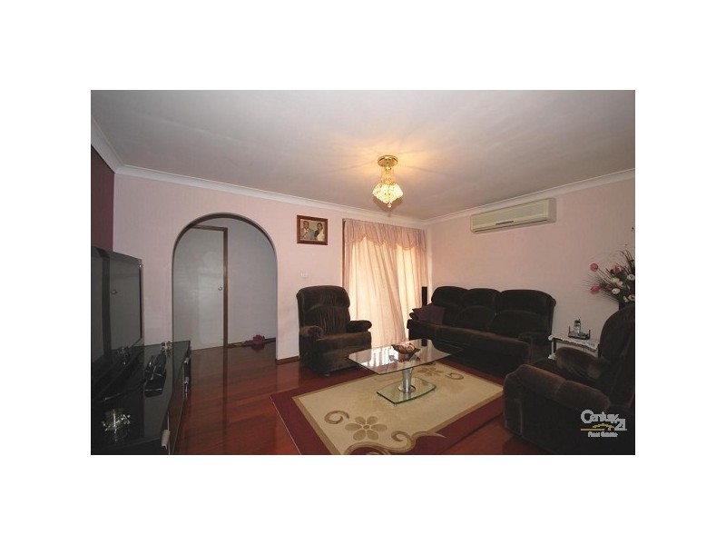 62 Starling Street, Green Valley NSW 2168