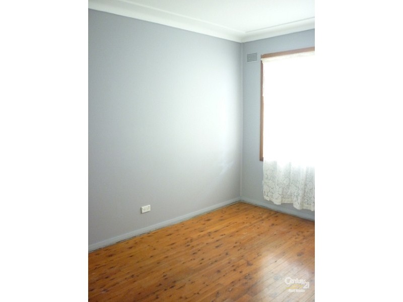 Fairfield West NSW 2165