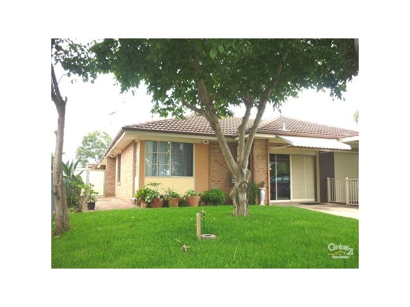 3 Sparrow Lane, Green Valley NSW 2168