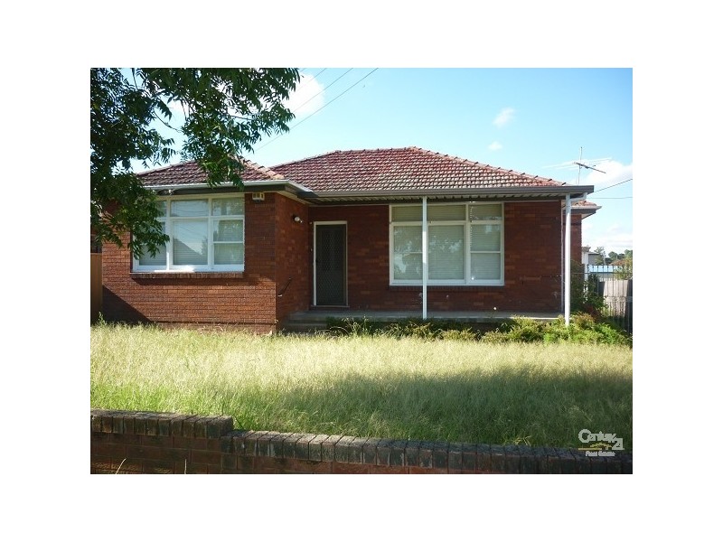 Fairfield NSW 2165