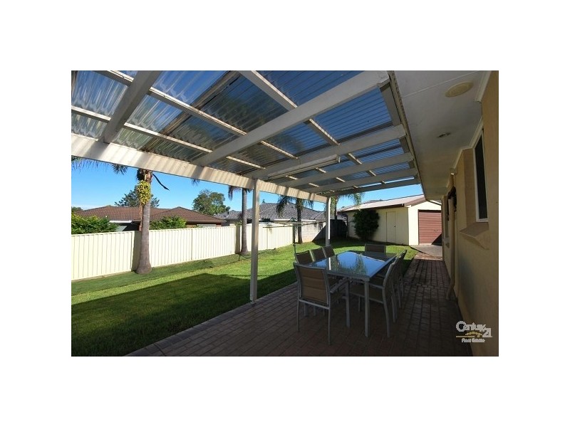 10 Tumut Place, Bossley Park NSW 2176