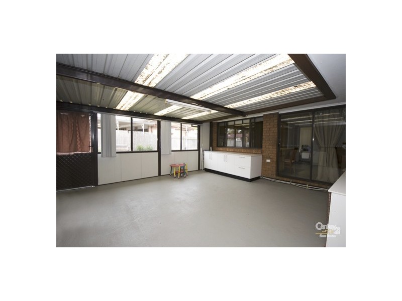 Greenfield Park NSW 2176