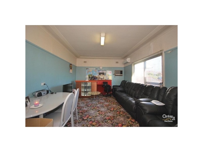 90 Wyong Street, Canley Heights NSW 2166