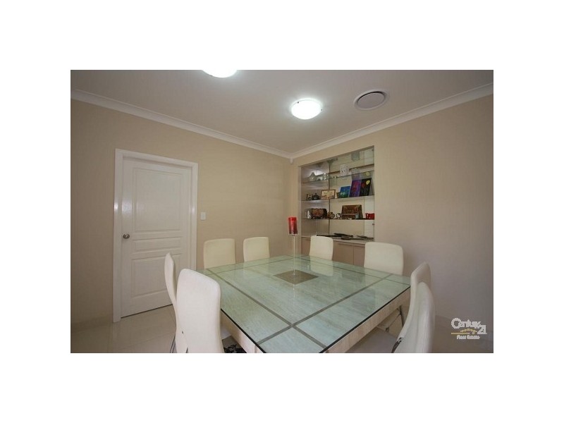 2A Waverley Street, Fairfield West NSW 2165