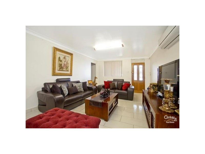 14 Basildon Street, Canley Heights NSW 2166