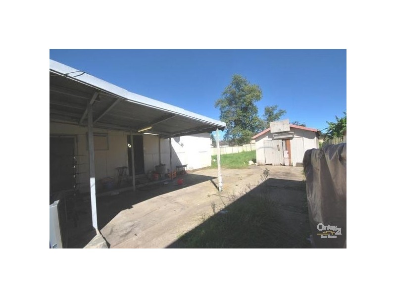 77 Sackville Street, Fairfield NSW 2165