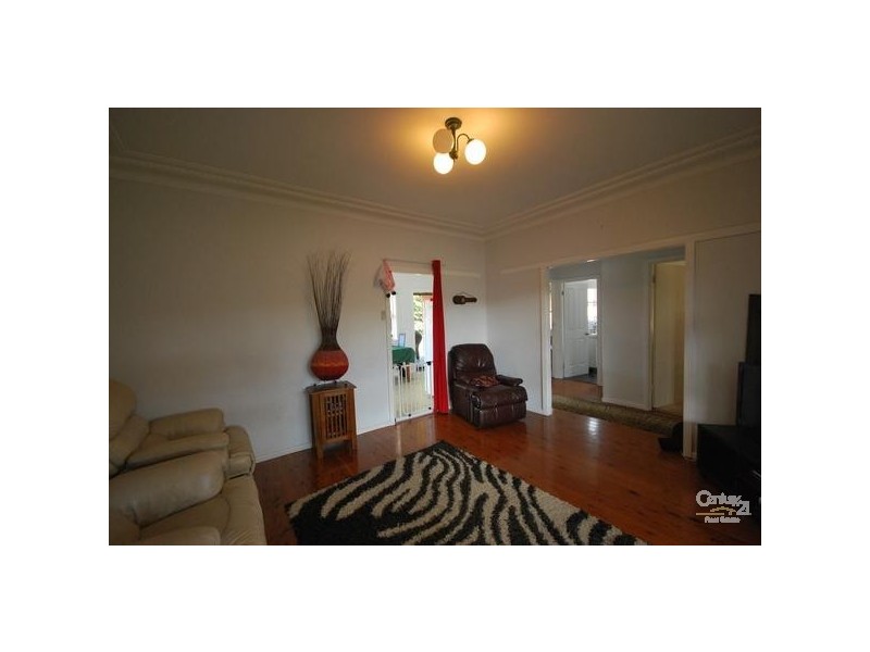 30 Rossiter Street, Smithfield NSW 2164