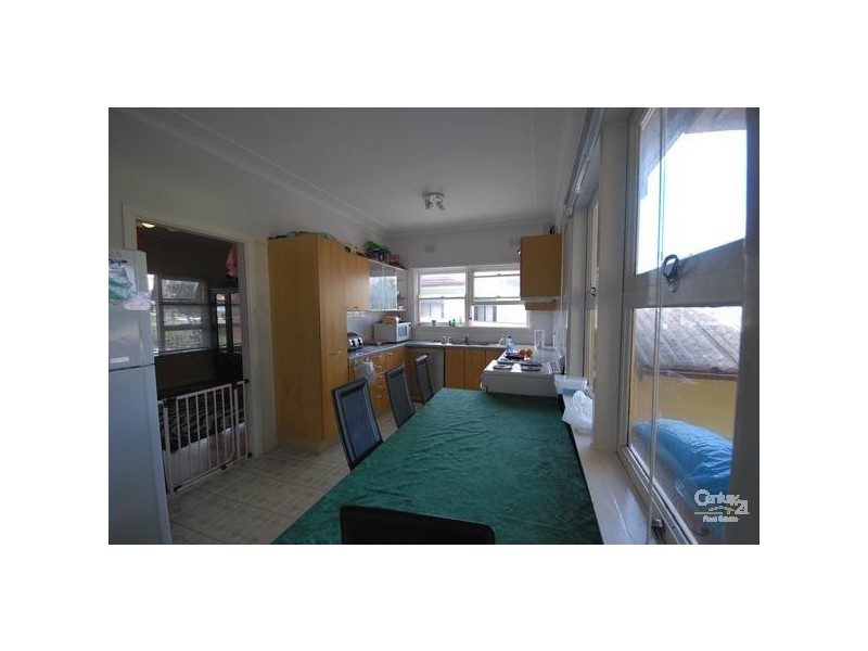 30 Rossiter Street, Smithfield NSW 2164