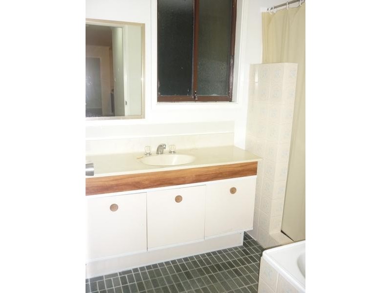 Bossley Park NSW 2176