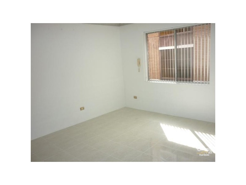 1/35 Carramar Avenue, Carramar NSW 2163