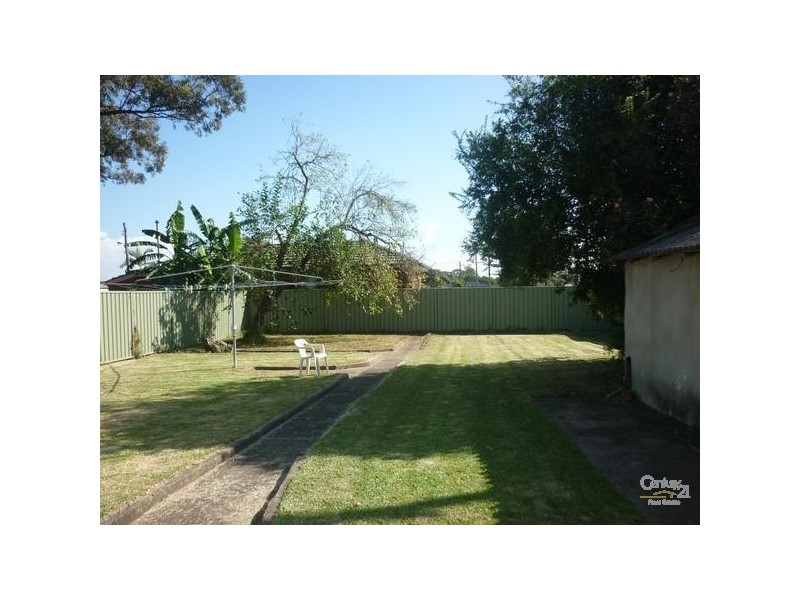 247 River Avenue, Carramar NSW 2163