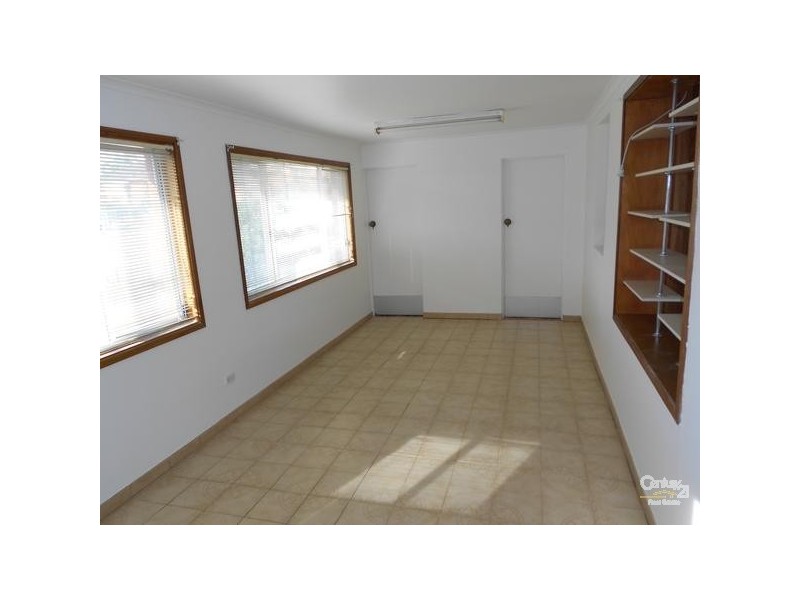 Fairfield West NSW 2165