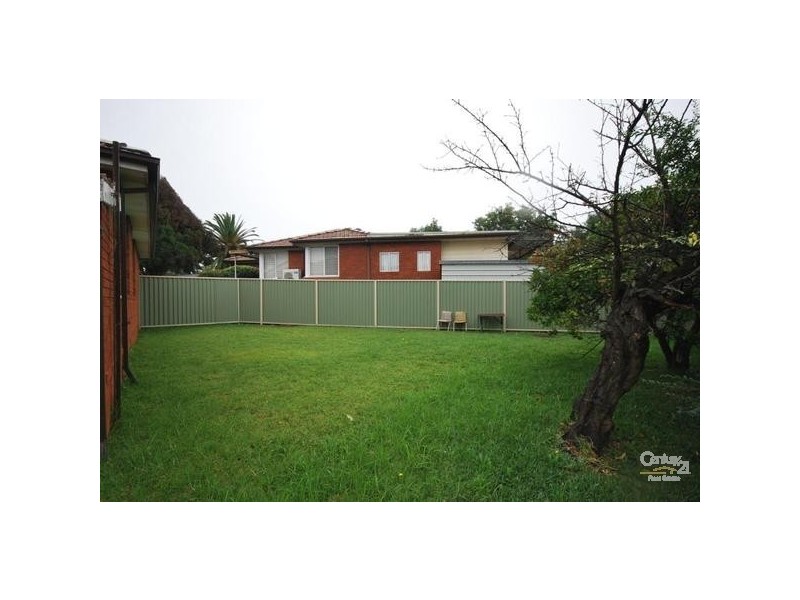 5 Janice Avenue, Smithfield NSW 2164