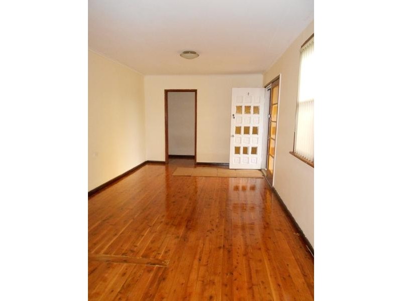 Canley Heights NSW 2166