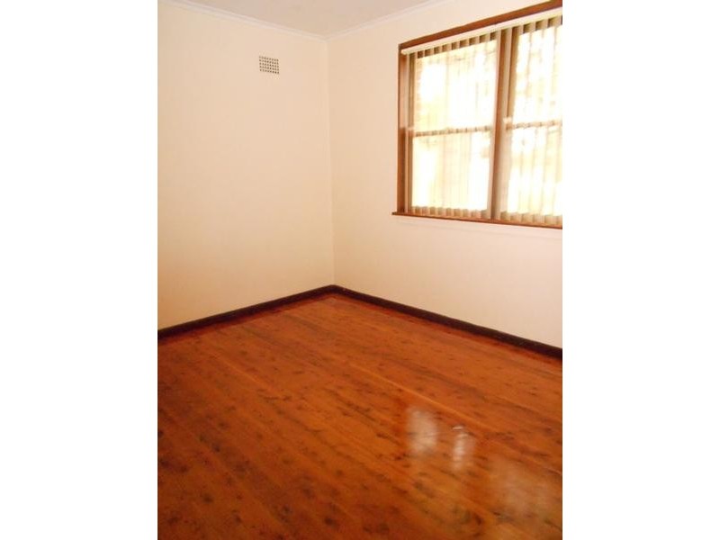 Canley Heights NSW 2166