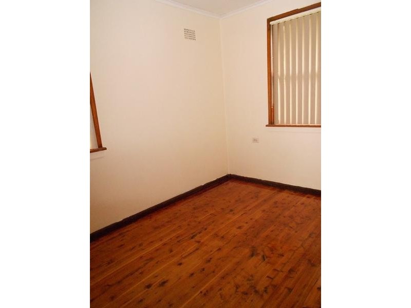 Canley Heights NSW 2166