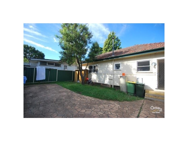 31 Granville Street, Fairfield Heights NSW 2165
