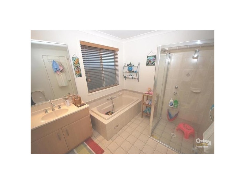 161 Pacific Palms Cct, Hoxton Park NSW 2171