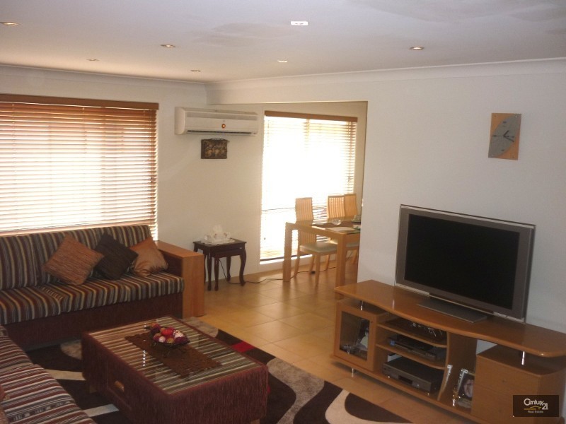 161 Pacific Palms Cct, Hoxton Park NSW 2171