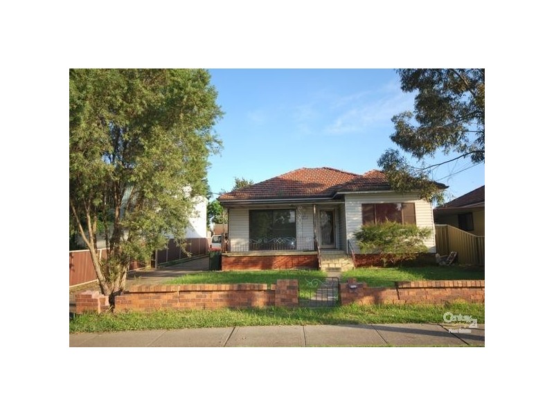 129 Camden Street, Fairfield Heights NSW 2165