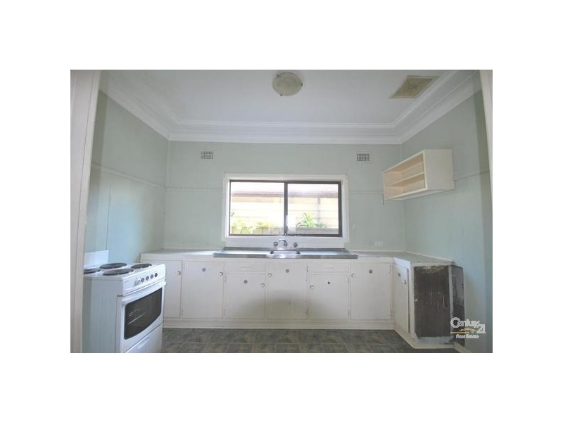 129 Camden Street, Fairfield Heights NSW 2165