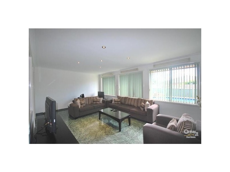 42 Kihilla Street, Fairfield Heights NSW 2165