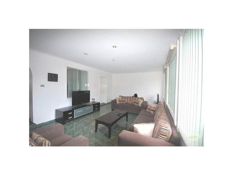 42 Kihilla Street, Fairfield Heights NSW 2165