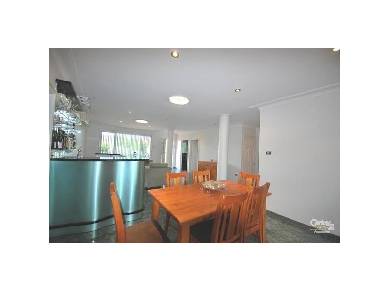 42 Kihilla Street, Fairfield Heights NSW 2165