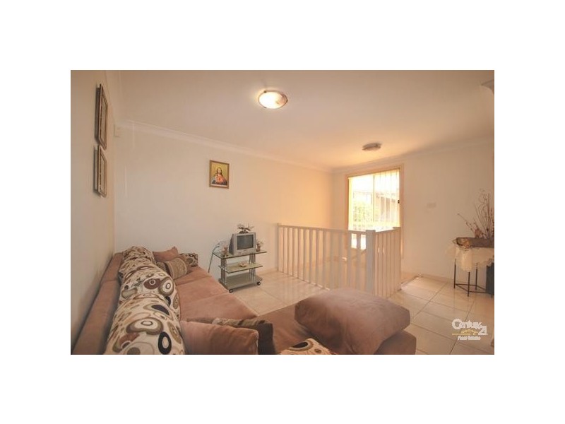 32A Cutherbert Crescent, Edensor Park NSW 2176
