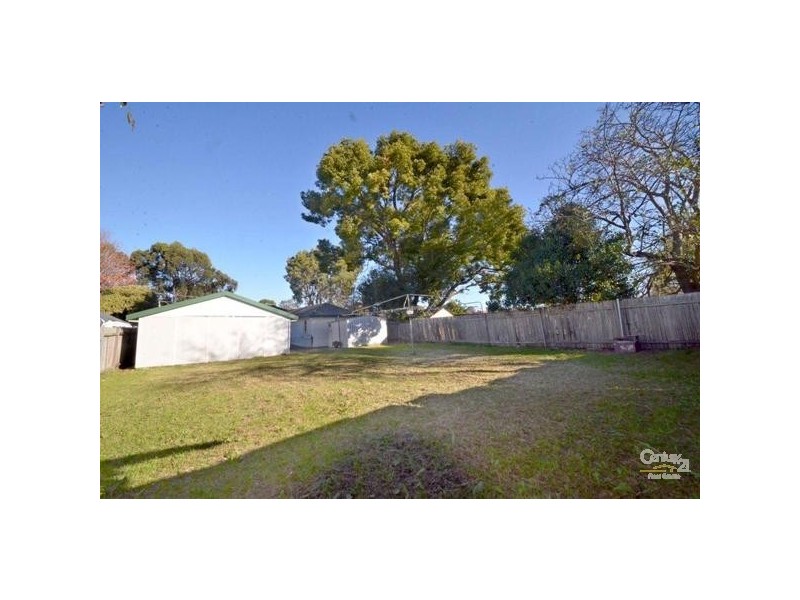 250 Smithfield Road, Fairfield West NSW 2165