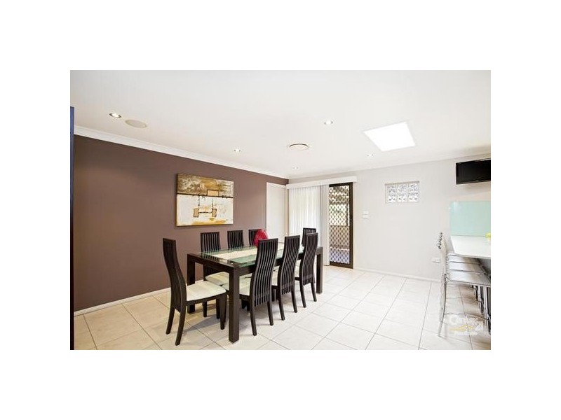 6 Jindabyne Street, Bossley Park NSW 2176