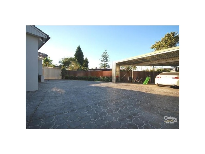 2 Parapet Street, Fairfield NSW 2165