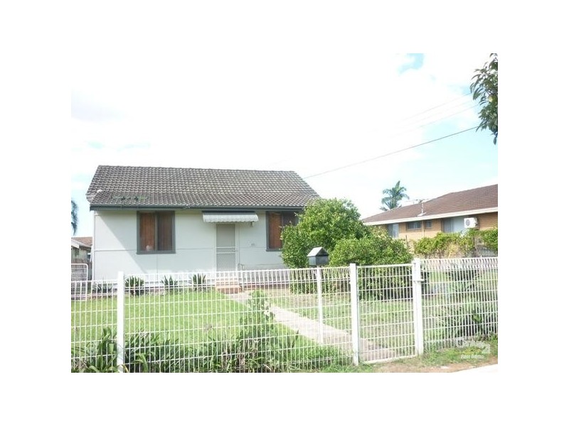 Fairfield West NSW 2165