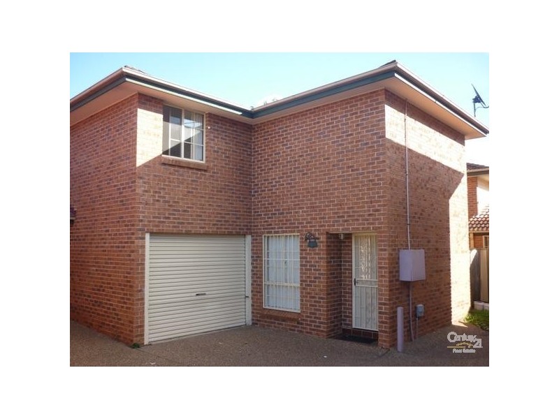 1/3 Cambridge Street, Fairfield West NSW 2165