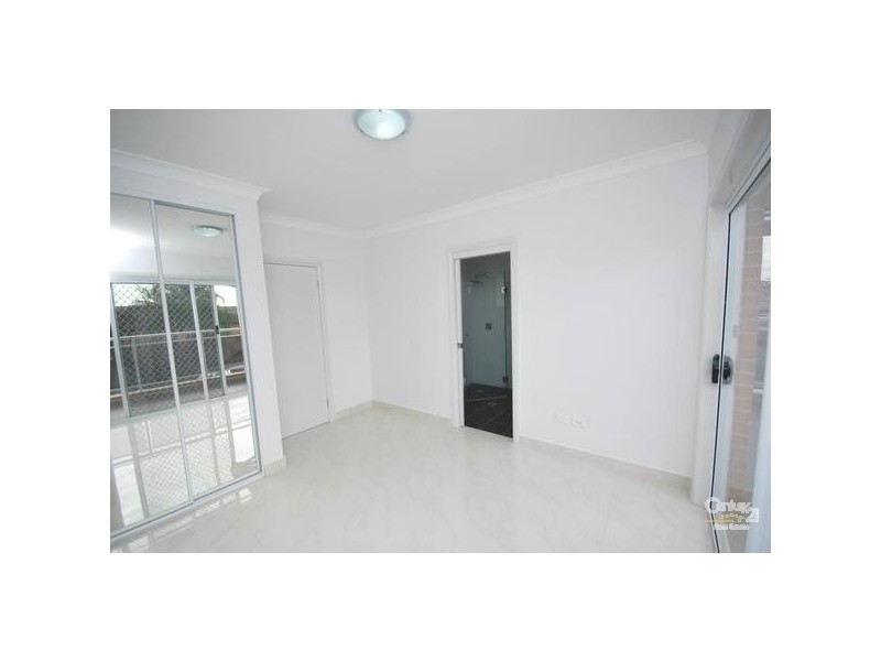 1 & 2/47 Kihilla Street, Fairfield Heights NSW 2165