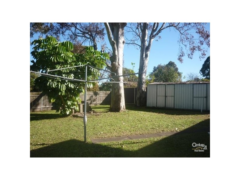 23 Quest Avenue, Carramar NSW 2163