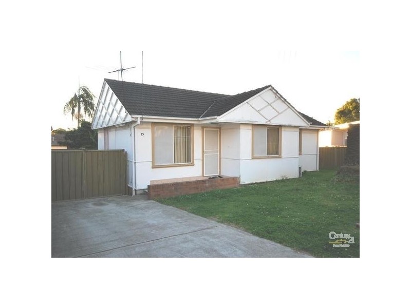15 Lindsay Street, Smithfield NSW 2164