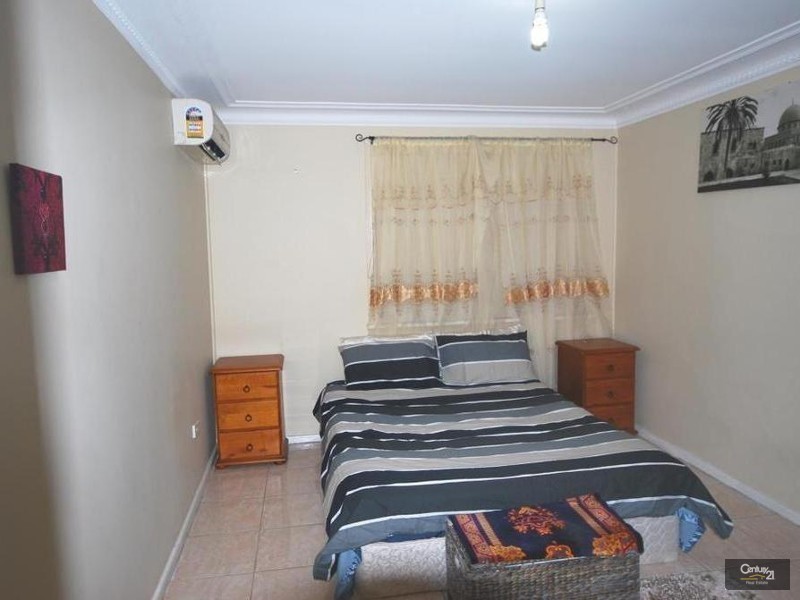 15 Lindsay Street, Smithfield NSW 2164
