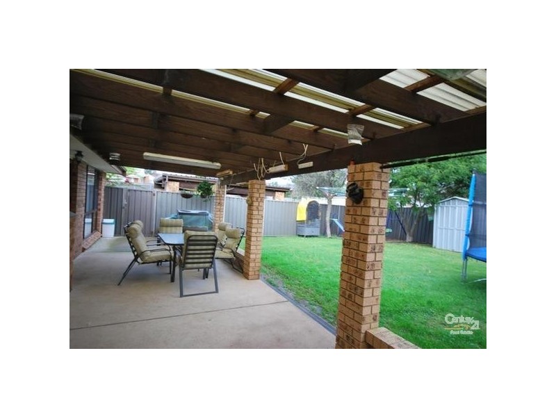 31 Coonawarra Street, Edensor Park NSW 2176